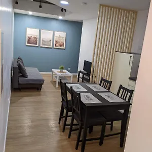 https://studio-plein-centre-ville-malestroit.inbrittany.com