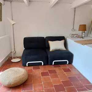 Un Cabanon En Provence Hébergement de vacances